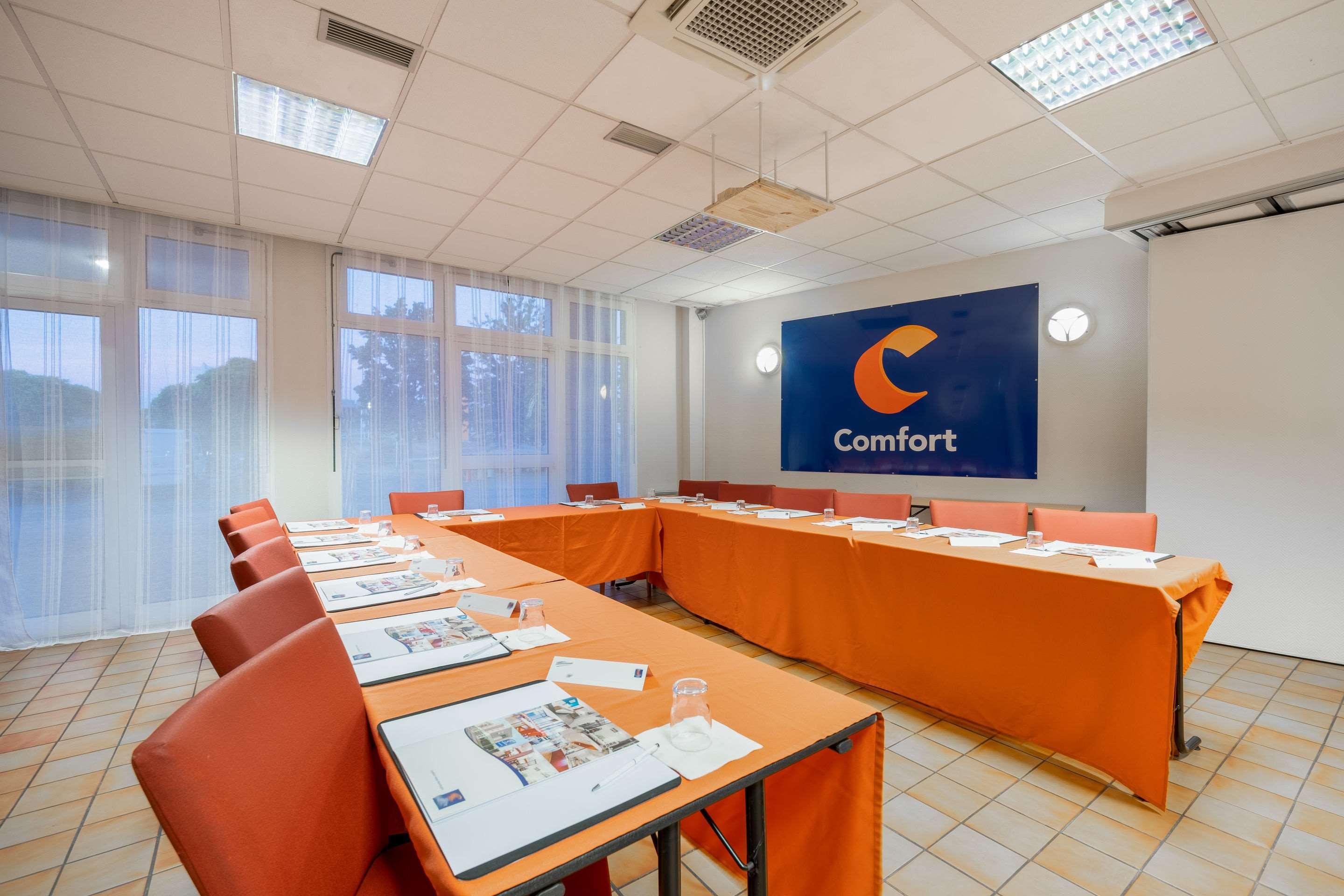 Comfort Hotel Montluçon Kültér fotó